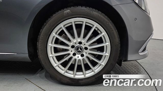 Mercedes-Benz E-Class E250 Exclusive