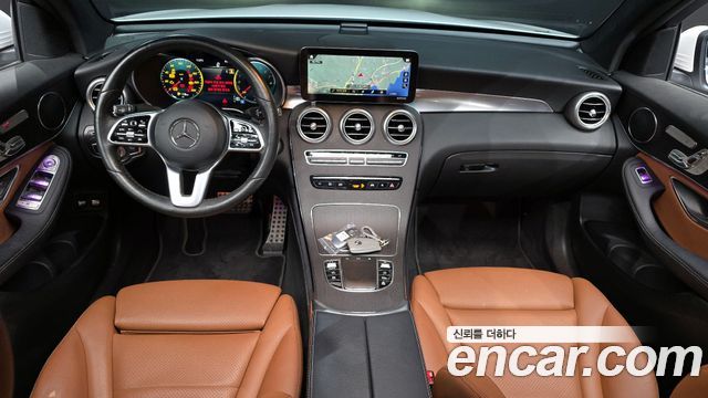 Mercedes-Benz GLC-Class GLC300e 4MATIC Coupe