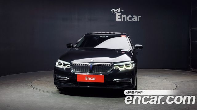BMW 5-Series 520d xDrive Luxury Plus