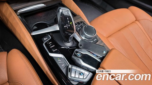 BMW 5-Series 530i M Sport Package Plus