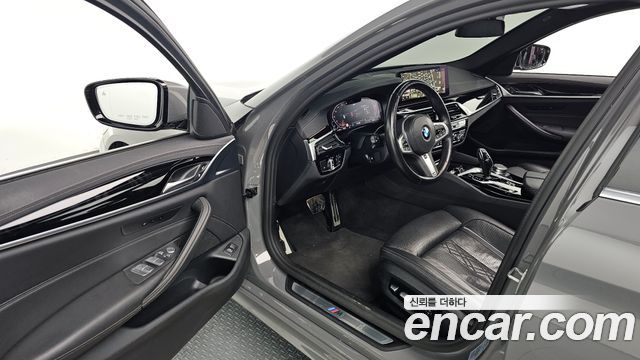 BMW 5-Series 523d xDrive M Sport