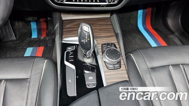 BMW 5-Series 530i Luxury Plus