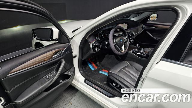 BMW 5-Series 530i Luxury Plus