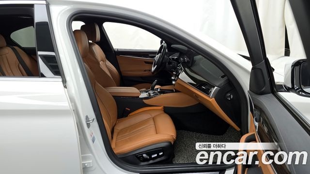 BMW 5Series (G30) 520i M Sport