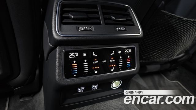 Audi A7 (4K) 45 TDI Quattro Premium