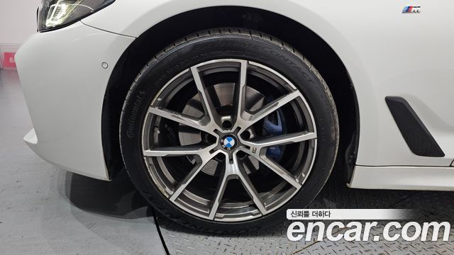 BMW 5-Series 530i xDrive M Sport Package Plus