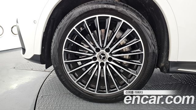 Mercedes-Benz GLC-Class GLC300 4MATIC Coupe
