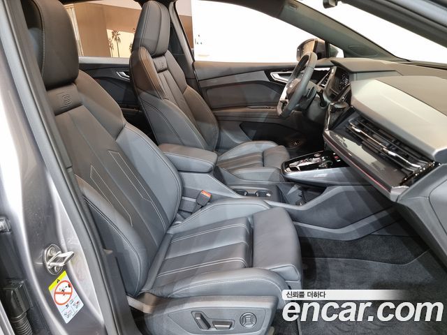 Audi Q4 e-Teuron (F4) 45 Premium Sportback