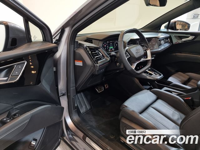 Audi Q4 e-Teuron (F4) 45 Premium Sportback