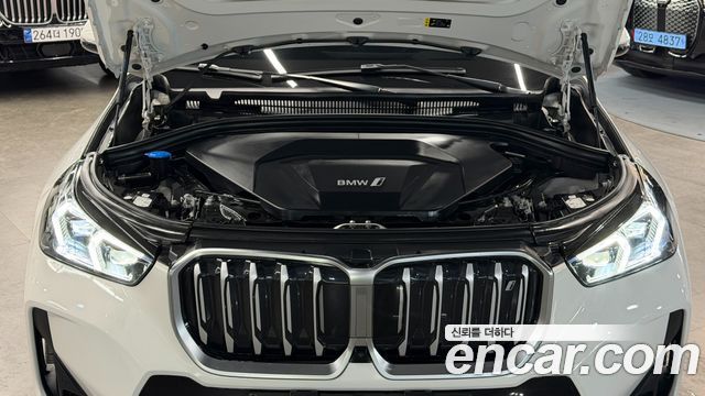 BMW iX1 xDrive 30 M Sport