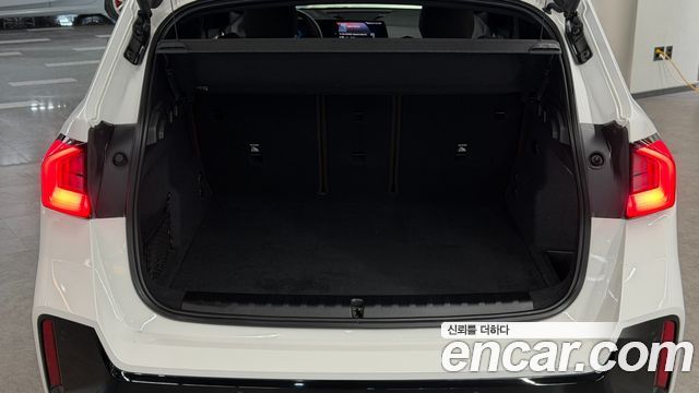 BMW iX1 xDrive 30 M Sport