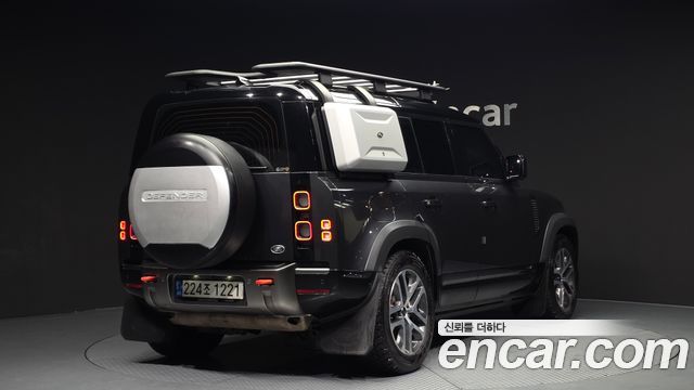Land Rover Defender 110 P400 X