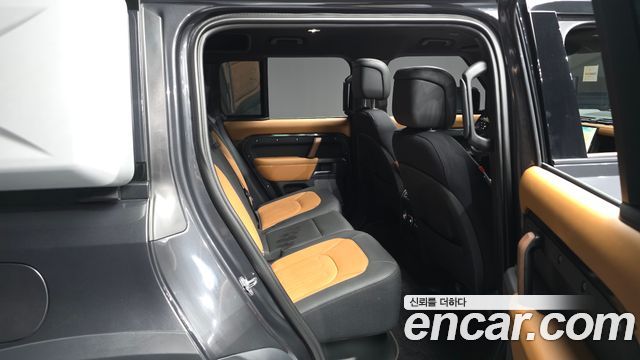 Land Rover Defender 110 P400 X
