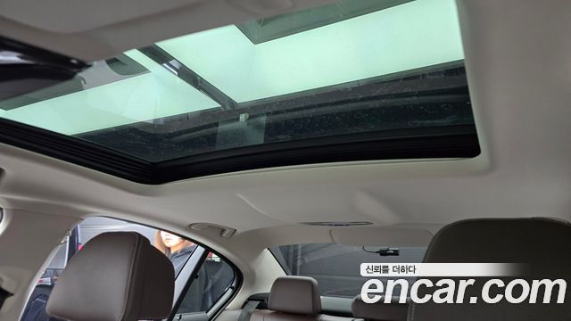 BMW 5-Series 530i Luxury