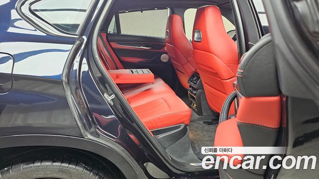 BMW X6M 4.4