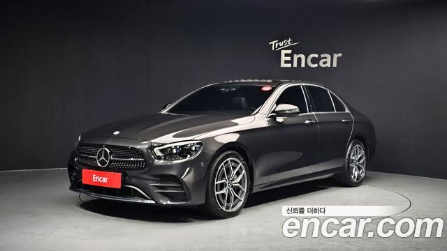 Mercedes-Benz E-Class E220d 4MATIC AMG Line