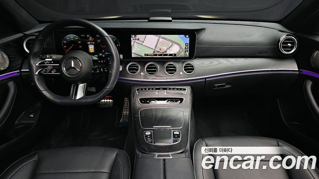 Mercedes-Benz E-Class E220d 4MATIC AMG Line
