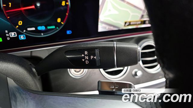Mercedes-Benz E-Class E220d 4MATIC AMG Line
