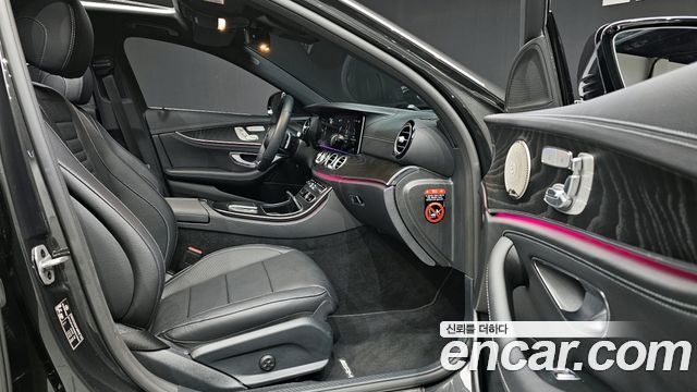 Mercedes-Benz E-Class E220d 4MATIC AMG Line