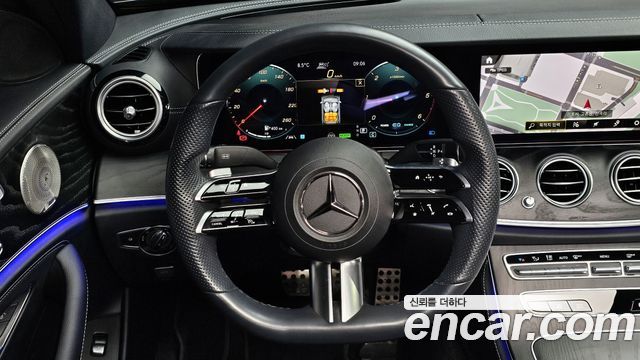 Mercedes-Benz E-Class E220d 4MATIC AMG Line