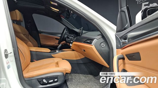 BMW 5-Series 520i M Sport