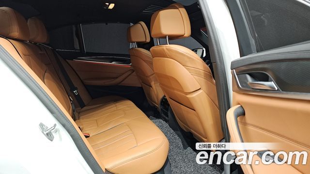 BMW 5-Series 520i M Sport