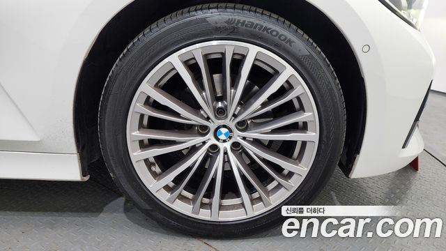 BMW 3-Series 320d Luxury