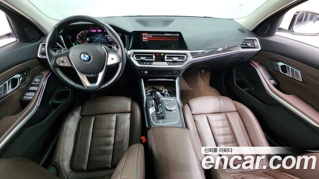 BMW 3-Series 320d Luxury