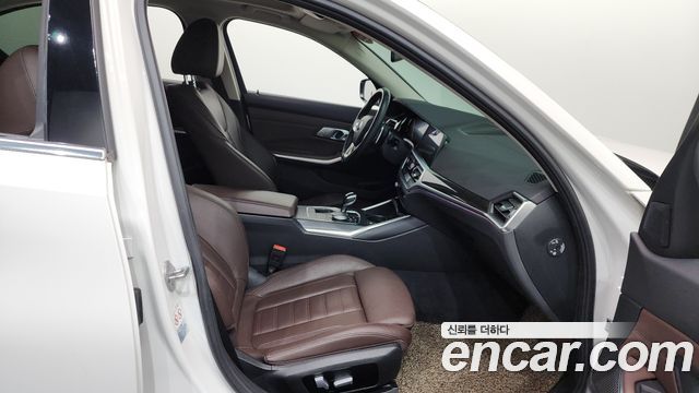 BMW 3-Series 320d Luxury