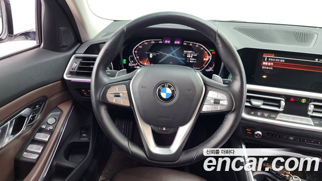 BMW 3-Series 320d Luxury