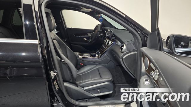 Mercedes-Benz GLC-Class GLC300 4MATIC Premium