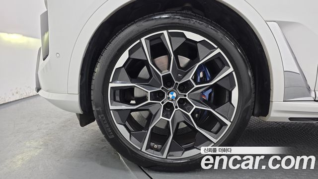 BMW X7 xDrive 40i M Sport 6STR
