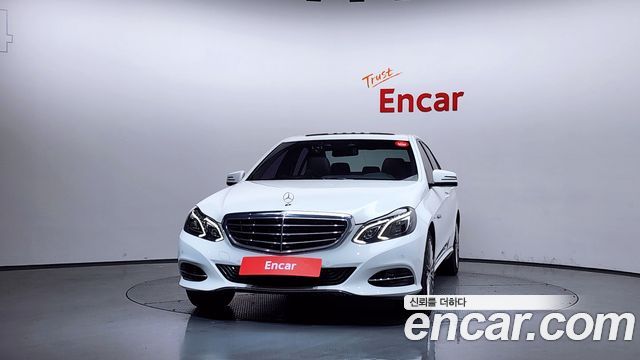 Mercedes-Benz E-Class E300 Elegance