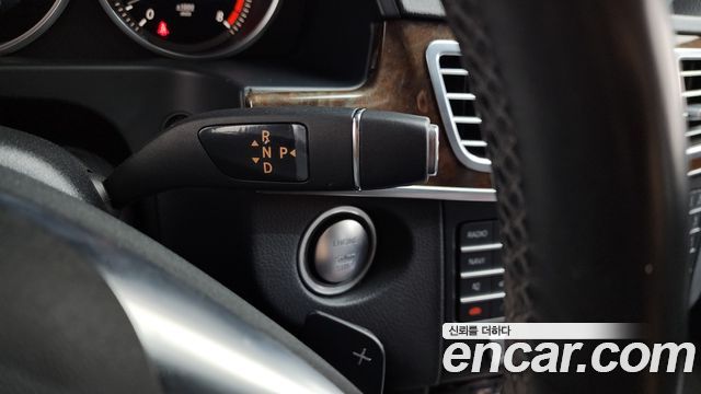 Mercedes-Benz E-Class E300 Elegance
