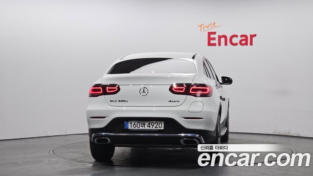 Mercedes-Benz GLC-Class GLC300e 4MATIC Coupe