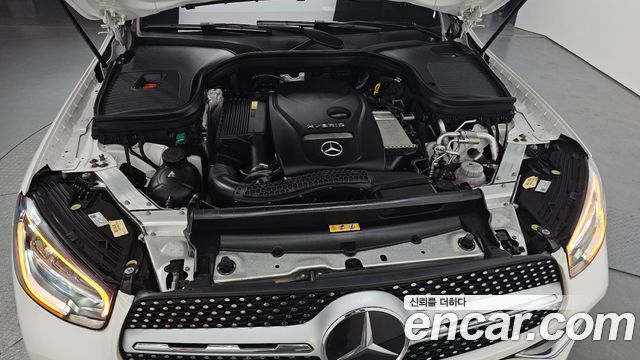 Mercedes-Benz GLC-Class GLC300e 4MATIC Coupe