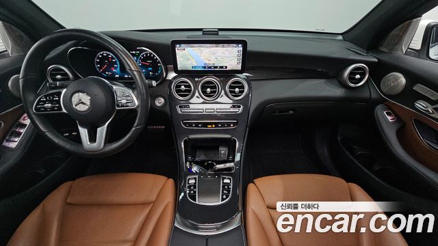 Mercedes-Benz GLC-Class GLC300e 4MATIC Coupe