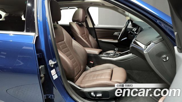 BMW 3-Series 320d Touring Luxury