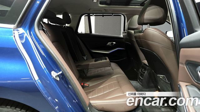 BMW 3-Series 320d Touring Luxury