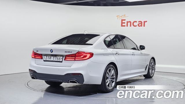 BMW 5-Series 520d xDrive M Sport Package Plus