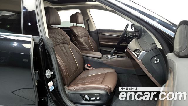 BMW Gran Turismo 630i xDrive Luxury
