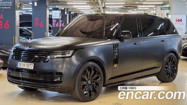 Land Rover Range Rover P530 SV Long Wheel Base