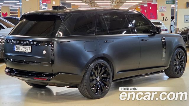 Land Rover Range Rover P530 SV Long Wheel Base