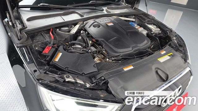 Audi A4 (B9) 30 TDI