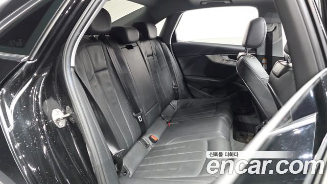 Audi A4 (B9) 30 TDI