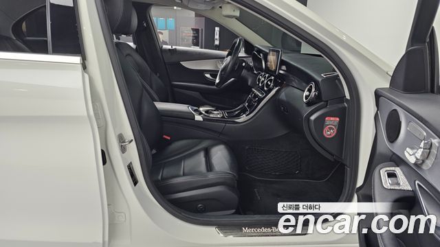Mercedes-Benz C-Class C200 Avantgarde