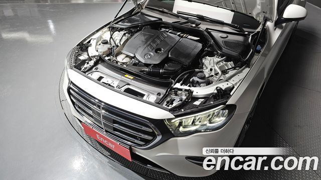 Mercedes-Benz E-Class E220d 4MATIC Exclusive