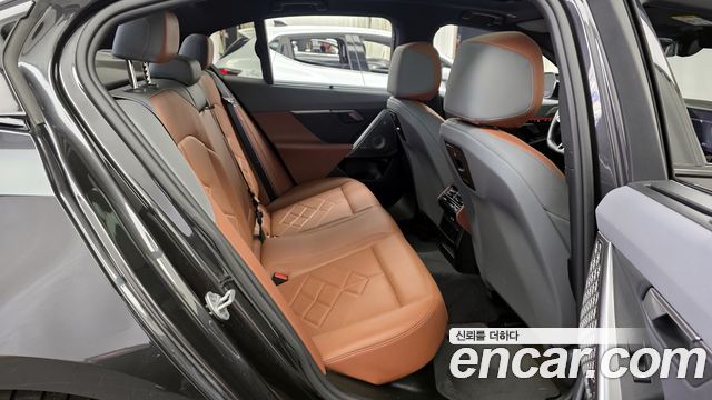 BMW i5 M60 xDrive
