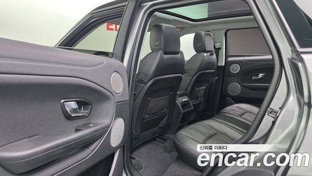 Land Rover Range Rover Evoque 2.0 TD4 SE