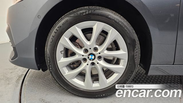 BMW 2-Series Advantage